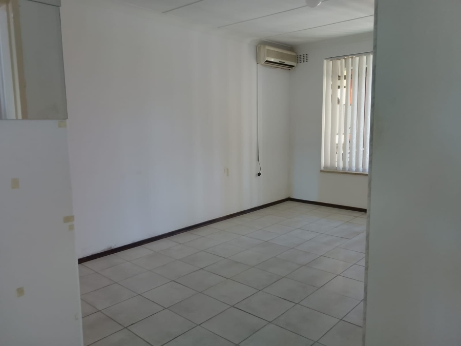 3 Bedroom Property for Sale in Lower Bo-dorp North West